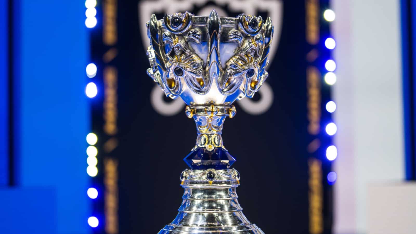 Image of Worlds trophy, the Summoner's Cup